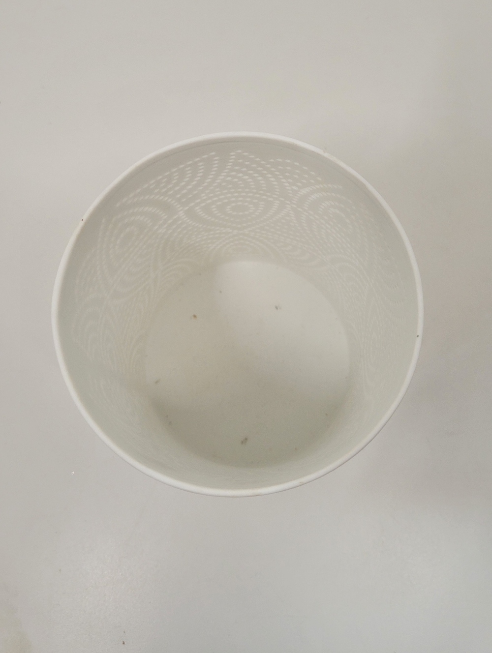 Yankee Candle White Pillar Or Jar Candle Holder Shade - Picture 2 of 5